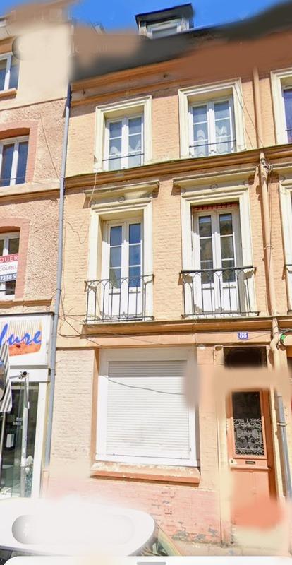 Immeuble - 90 m² - 4 pièces