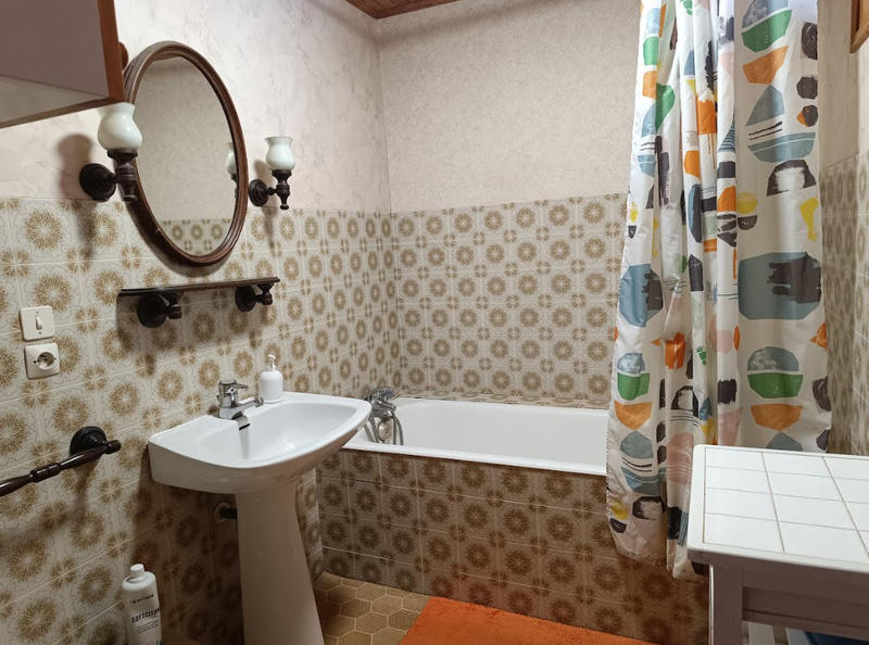 Maison - 163 m² - 9 pièces