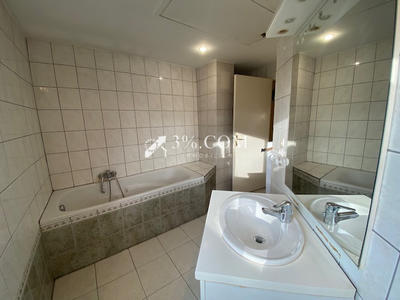 Maison - 101 m² - 5 pièces