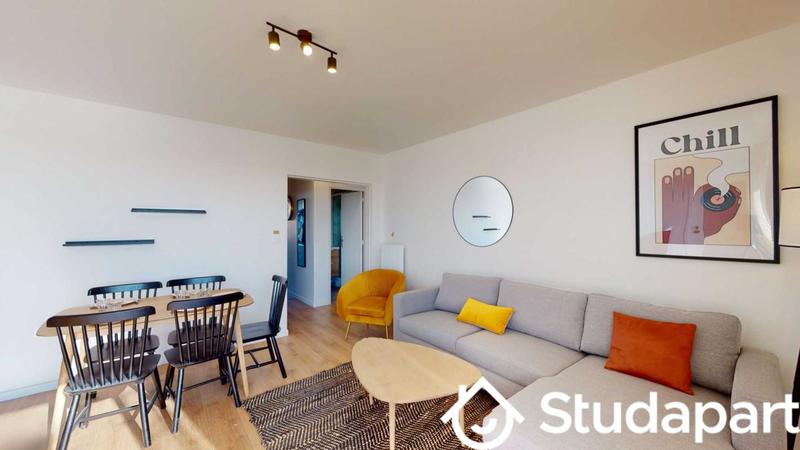 Chambre - 11 m² - 1 pièce