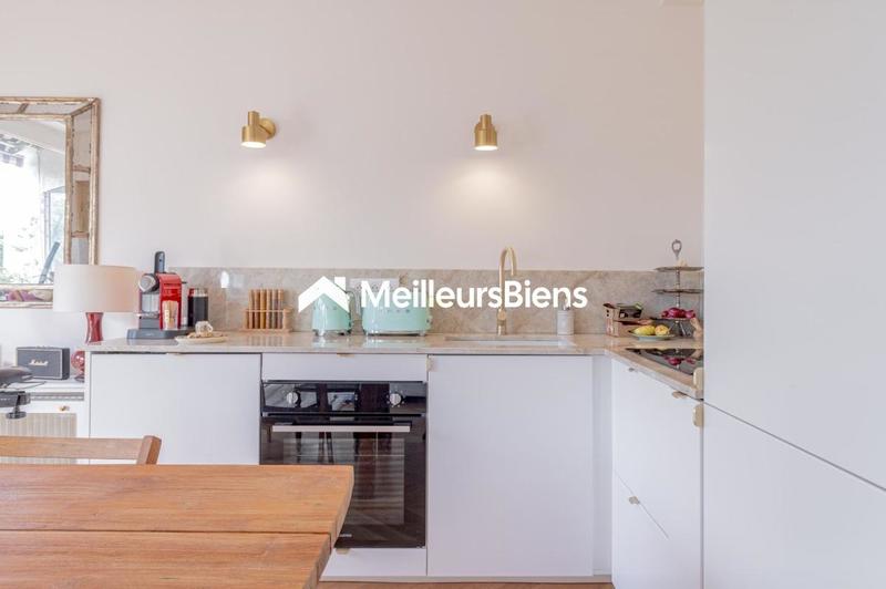 Appartement - 75 m² - 3 pièces