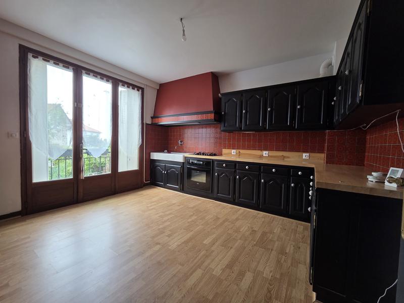 Maison - 145 m² - 6 pièces