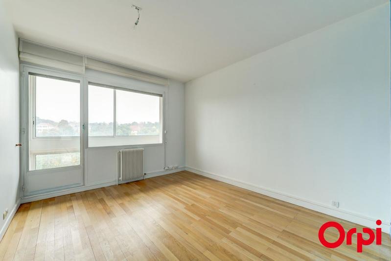 Appartement - 81 m² - 3 pièces