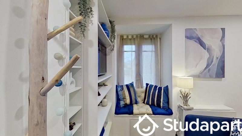 Chambre - 10 m² - 1 pièce