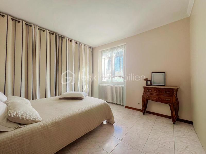 Maison - 141 m² - 6 pièces