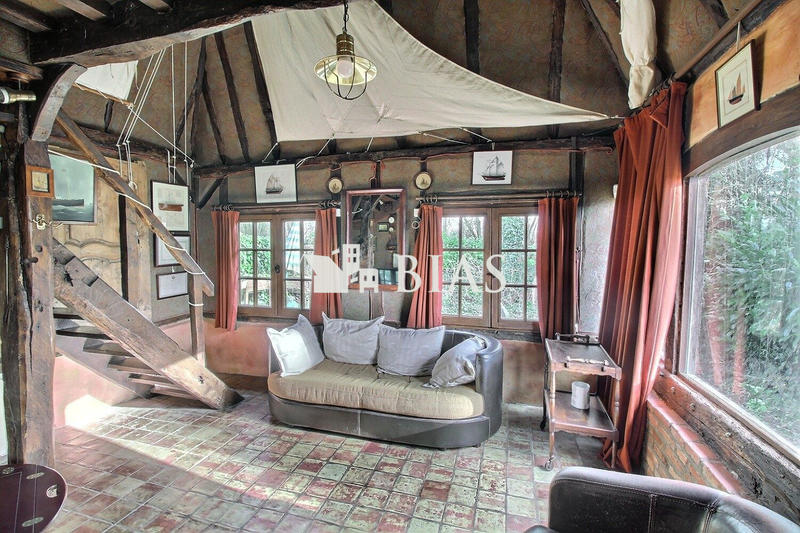 Maison ancienne - 114 m² - 2 pièces