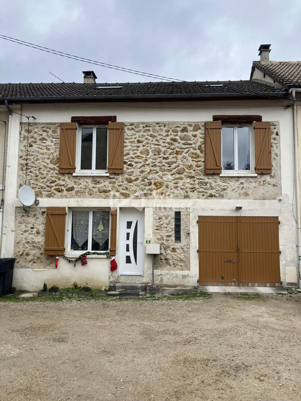 Maison - 99 m² - 4 pièces