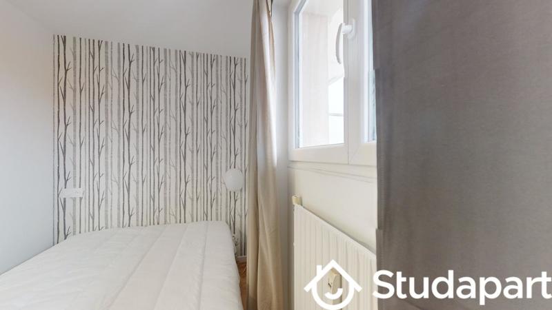 Chambre - 13 m² - 1 pièce