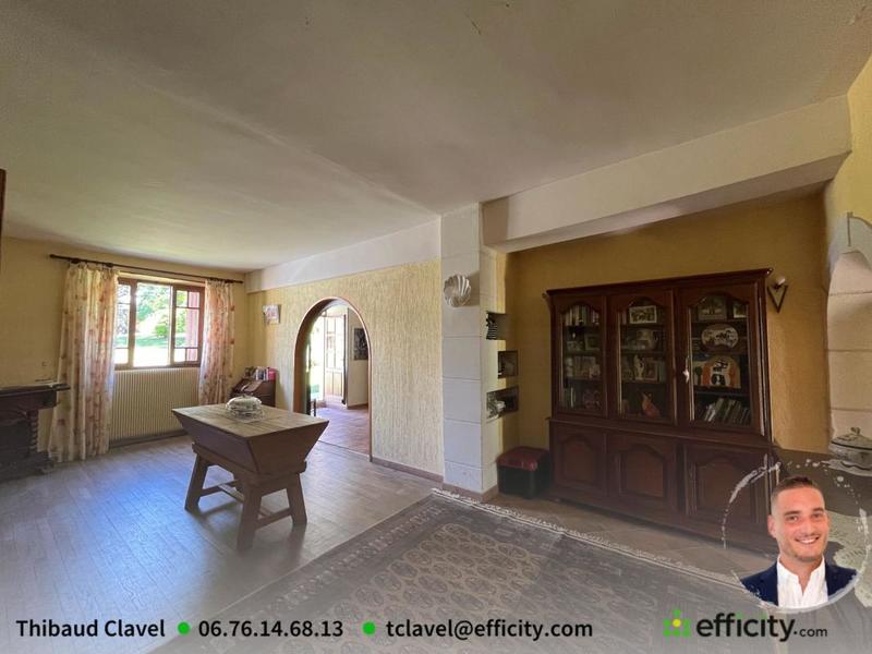 Maison - 208 m² - 6 pièces