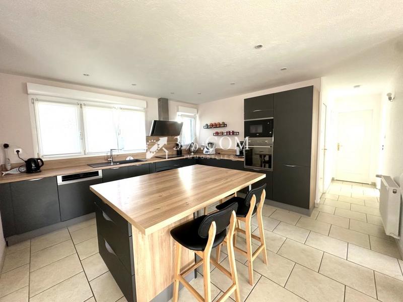 Maison - 88 m² - 5 pièces