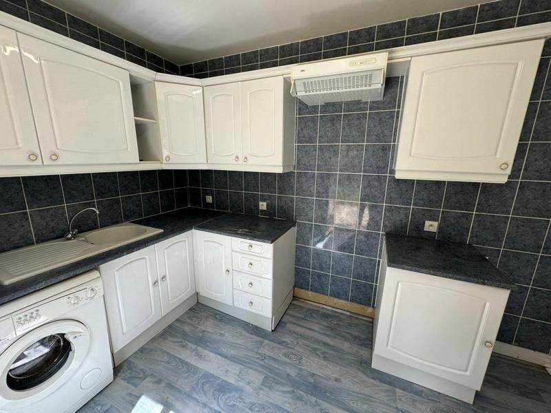 Maison - 218 m² - 12 pièces