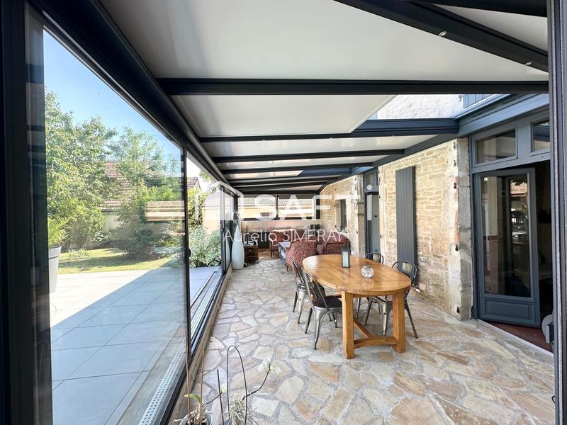 Maison - 155 m² - 6 pièces