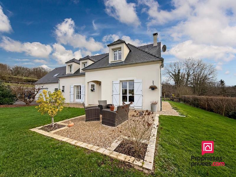 Maison - 186 m² - 5 pièces