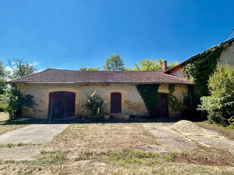 Maison - 330 m² - 13 pièces