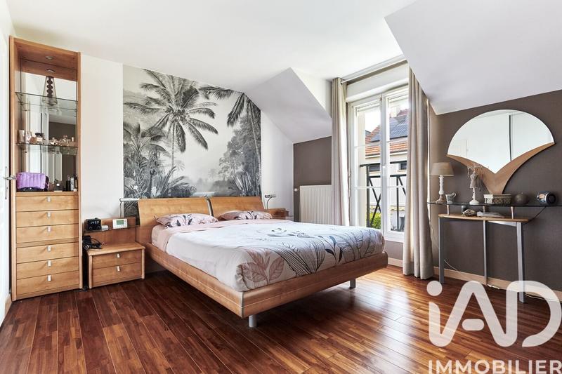 Maison - 127 m² - 6 pièces