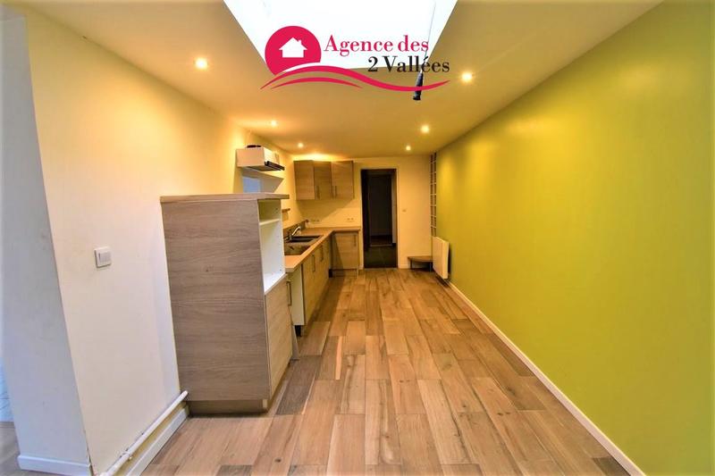 Maison - 93 m² - 4 pièces