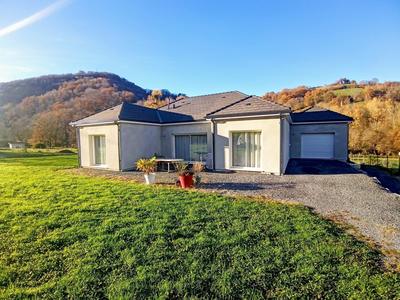 Maison - 114 m² - 5 pièces