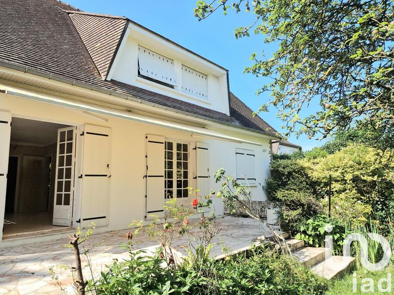 Maison - 122 m² - 6 pièces