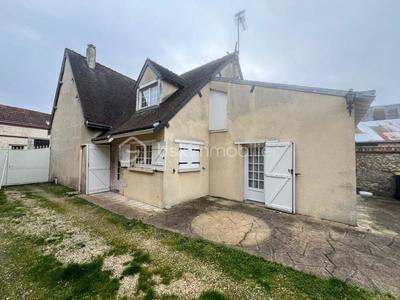 Maison en pierre - 130 m² - 6 pièces