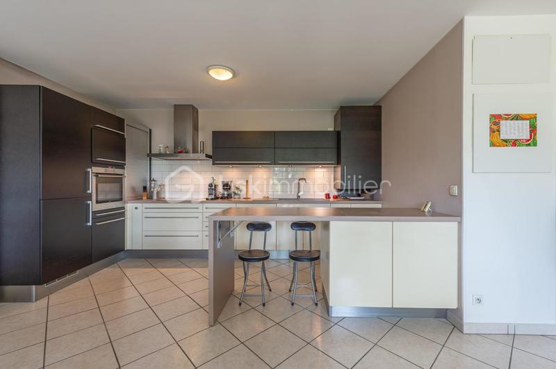 Appartement - 76 m² - 3 pièces