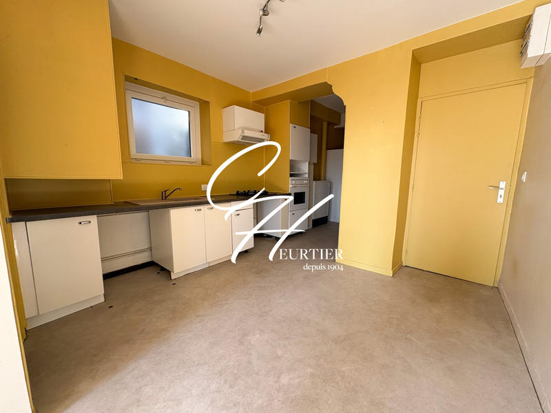 Appartement - 75 m² - 3 pièces