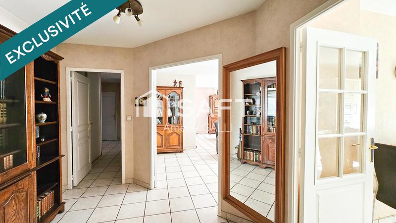 Appartement - 102 m² - 4 pièces