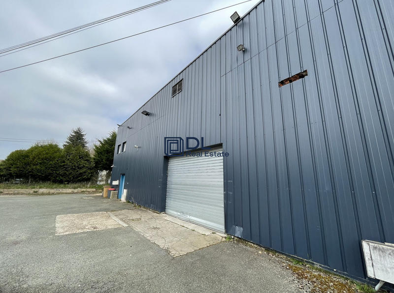 Entrepôt - 1 000 m²