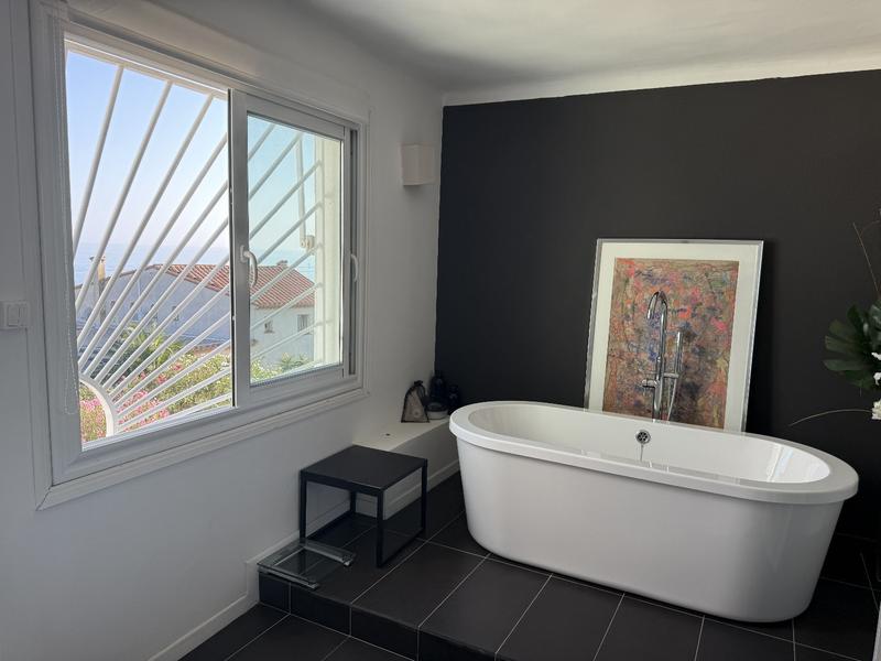 Villa - 370 m² - 7 pièces