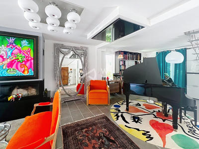 Villa - 370 m² - 8 pièces