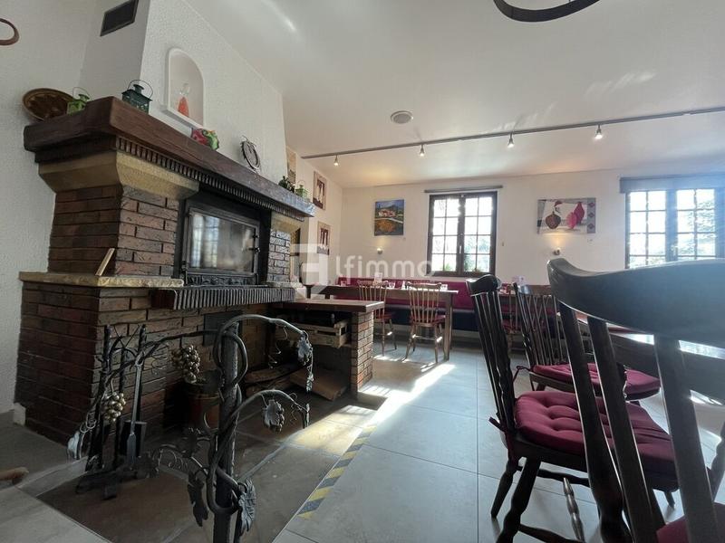 Fonds de commerce - Bureau - 189 m²