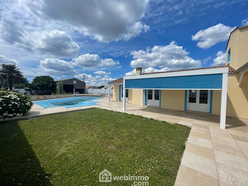 Maison - 165 m² - 7 pièces