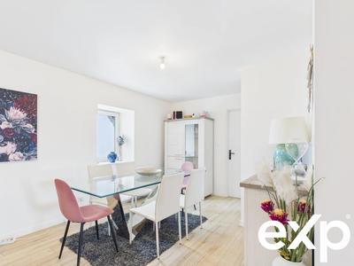 Appartement - 85 m² - 5 pièces