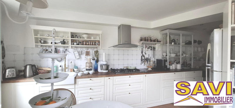 Maison - 190 m² - 6 pièces