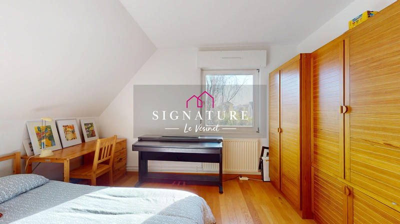 Maison - 212 m² - 9 pièces