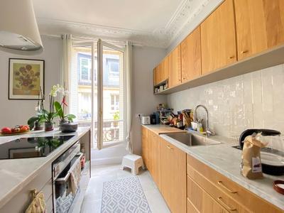 Appartement - 94 m² - 4 pièces