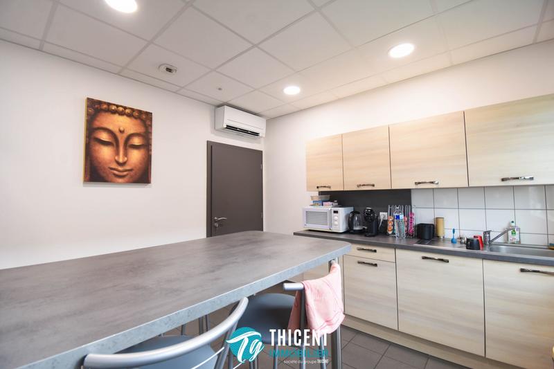 Local d'activités - 835 m²