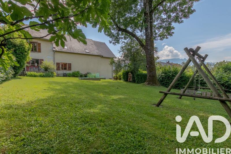 Maison - 200 m² - 6 pièces