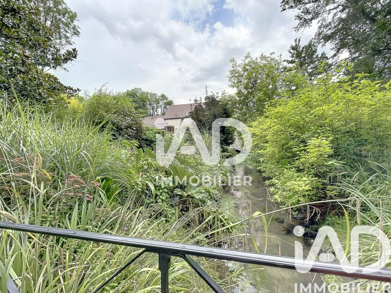 Maison - 360 m² - 12 pièces