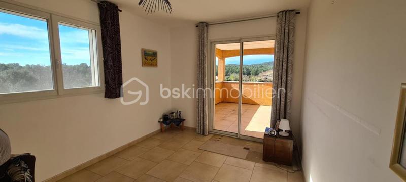 Villa - 185 m² - 6 pièces