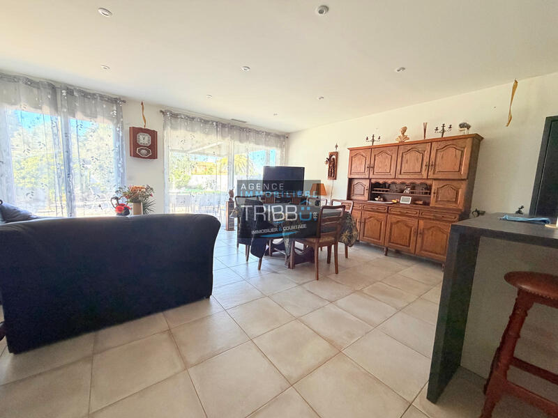 Villa - 96 m² - 3 pièces