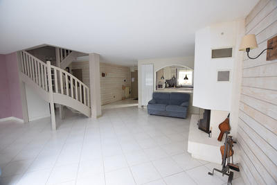 Maison - 140 m² - 6 pièces