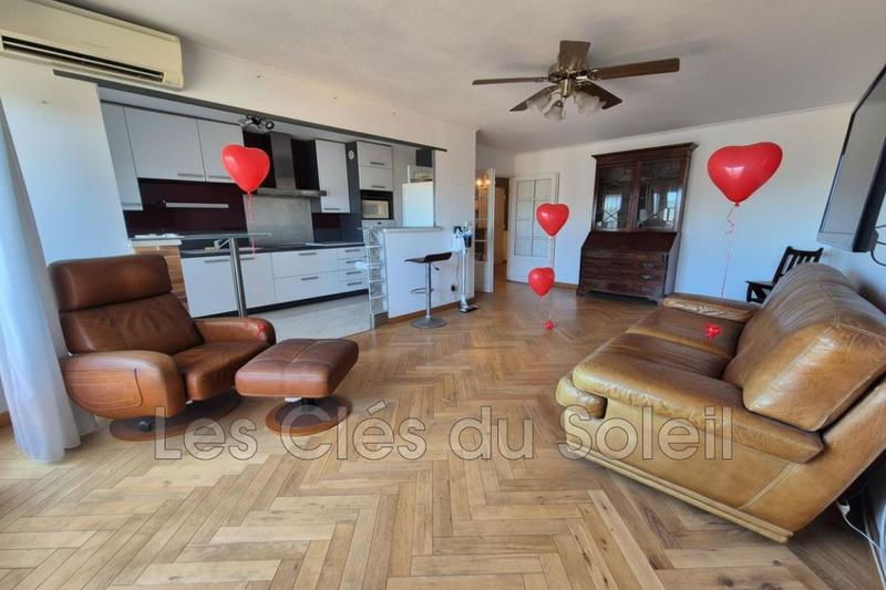 Appartement - 80 m² - 4 pièces