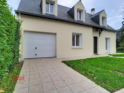 Maison - 131 m² - 6 pièces