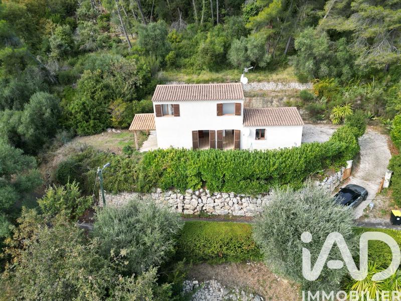 Maison - 103 m² - 5 pièces