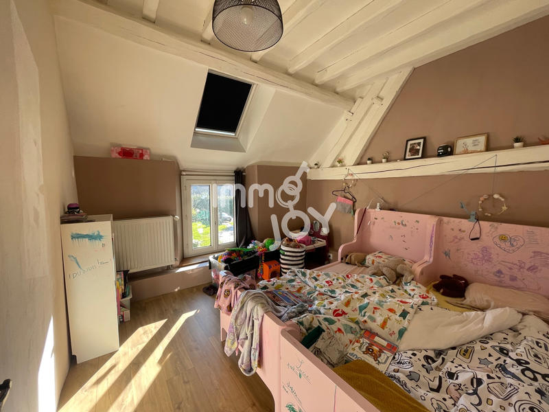 Maison - 230 m² - 11 pièces