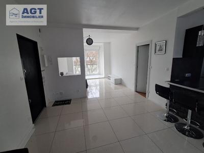 Appartement - 72 m² - 4 pièces