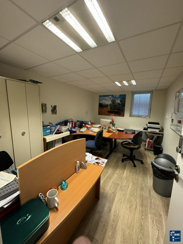 Bureau - 225 m²