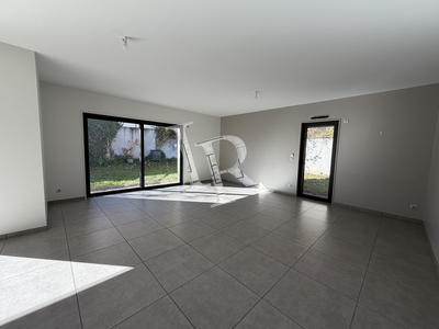 Appartement - 130 m² - 5 pièces