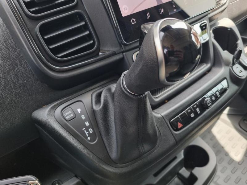 Peugeot Boxer II 2.2 140 Ch s&amp;amp;S Bva8 3.5t L2h2