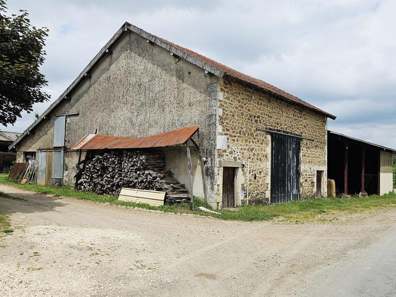 Corps de ferme - 200 m² - 7 pièces